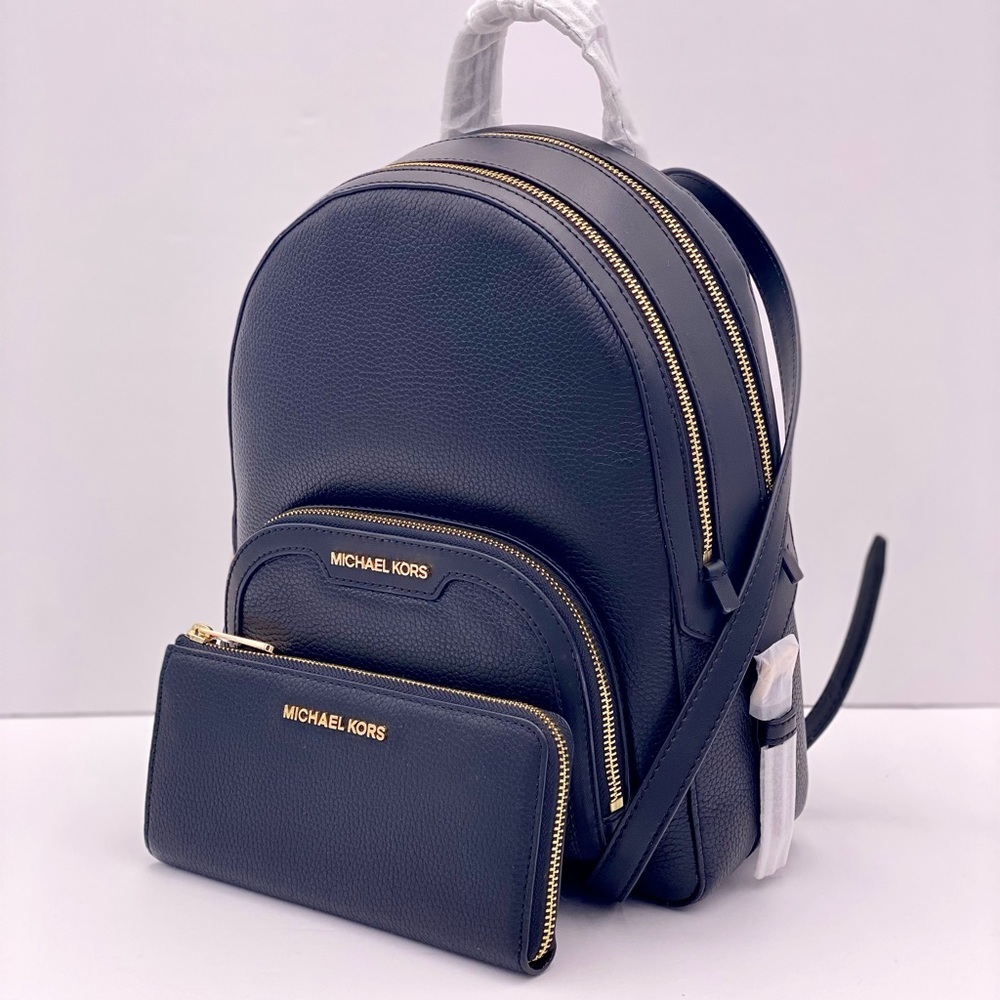 Michael Kors Jaycee Medium Backpack And Wallet Set - Picture 3 of 15